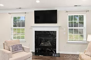 10404 Haddington Dr NW, Charlotte, NC 28269 - Photo 10