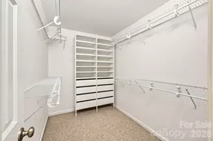 10404 Haddington Dr NW, Charlotte, NC 28269 - Photo 32