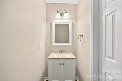 10404 Haddington Drive NW, Charlotte, NC 28269 - Photo 6