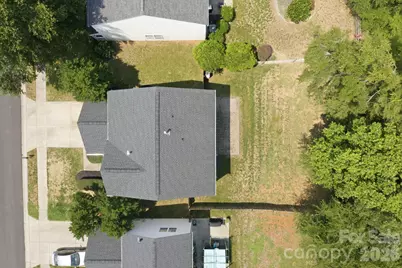 10404 Haddington Drive NW, Charlotte, NC 28269 - Photo 40