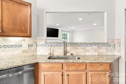 10404 Haddington Drive NW, Charlotte, NC 28269 - Photo 20