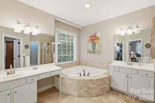 3518 Abbey Hill Ln, Charlotte, NC 28210 - Photo 6