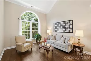 3518 Abbey Hill Ln, Charlotte, NC 28210 - Photo 2