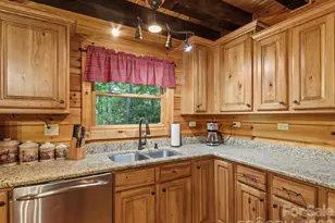 475 S Toe River Rd, Burnsville, NC 28714 - Photo 10