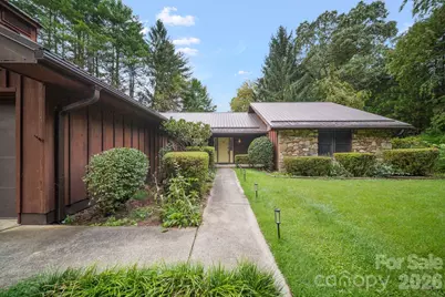 140 Redwood Street, Brevard, NC 28712 - Photo 2