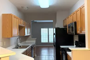 7037 Flying Scotsman Dr, Charlotte, NC 28213 - Photo 2