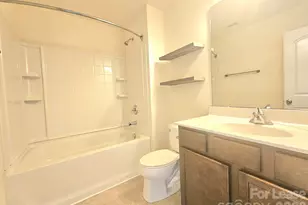 2530 Madeline Meadow Dr, Charlotte, NC 28217 - Photo 12