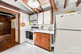 6354 Gingercake Rd, Newland, NC 28657 - Photo 20