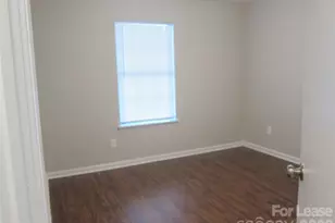 5008 Aberdun Ct, Charlotte, NC 28215 - Photo 32