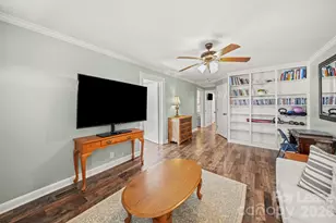 211 9th St, Belmont, NC 28012 - Photo 6