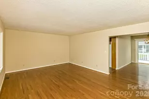 47 Cane Creek Cir, Fairview, NC 28730 - Photo 6