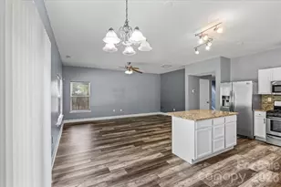 446 Tribune Dr, Charlotte, NC 28214 - Photo 16