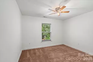 446 Tribune Dr, Charlotte, NC 28214 - Photo 32