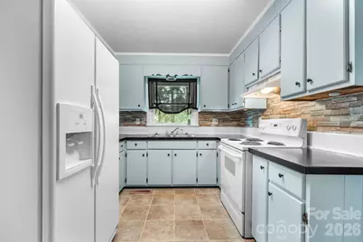 296 Pine Mountain Road, Hudson, NC 28638 - Photo 10