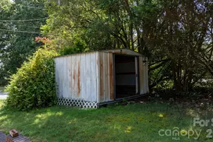 296 Pine Mountain Rd, Hudson, NC 28638 - Photo 22