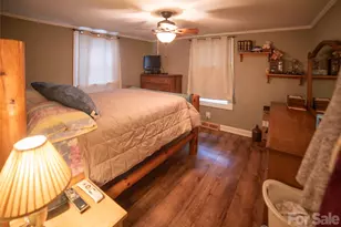 4023 Junior Henry St, Morganton, NC 28655 - Photo 14
