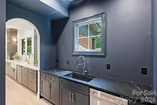 2409 Brandermill Pl, Charlotte, NC 28226 - Photo 10