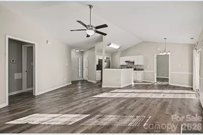 4410 Craven Hill Drive, Charlotte, NC 28216 - Photo 4