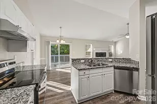 4410 Craven Hill Dr, Charlotte, NC 28216 - Photo 6
