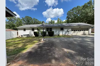 6233 Donna Drive, Charlotte, NC 28213 - Photo 24