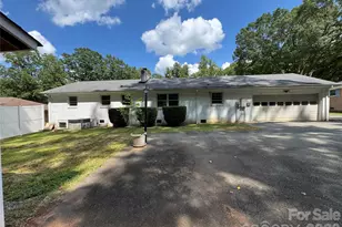 6233 Donna Dr, Charlotte, NC 28213 - Photo 24