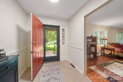 4 Hunters Lane, Hendersonville, NC 28791 - Photo 2