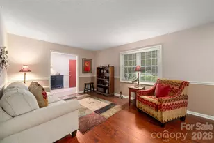 4 Hunters Ln, Hendersonville, NC 28791 - Photo 4