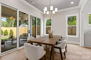 815 Manhasset Rd, Charlotte, NC 28209 - Photo 12