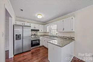 8012 Cadmium Ct, Charlotte, NC 28215 - Photo 12