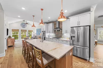 662 Sandbar Point, Lake Wylie, SC 29710 - Photo 8