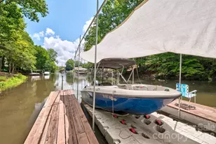 662 Sandbar Pt, Lake Wylie, SC 29710 - Photo 34