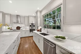 2349 Thetford Ct, Charlotte, NC 28211 - Photo 14