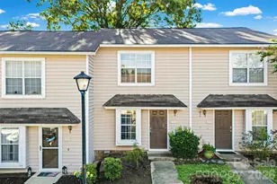 304 Heritage Pkwy, Fort Mill, SC 29715 - Photo 1
