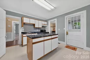 103 N West St, Monroe, NC 28112 - Photo 12
