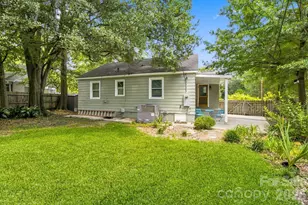 2438 Remount Rd, Charlotte, NC 28208 - Photo 22