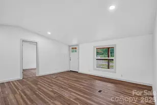 74 T J Trail, Hendersonville, NC 28792 - Photo 8