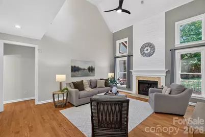 8011 Alba Court, Charlotte, NC 28269 - Photo 10