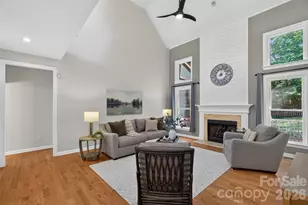 8011 Alba Ct, Charlotte, NC 28269 - Photo 10