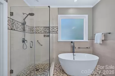 8011 Alba Court, Charlotte, NC 28269 - Photo 18