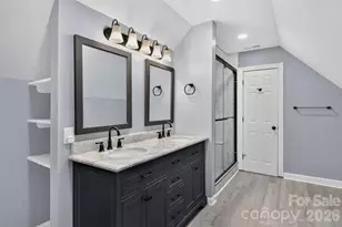 8011 Alba Ct, Charlotte, NC 28269 - Photo 32
