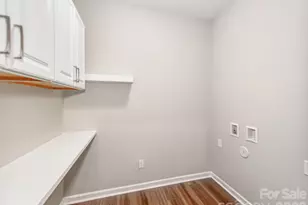 3021 Cresthill Dr, Charlotte, NC 28212 - Photo 18