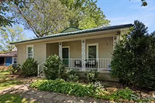 122 Edwards Ave, Swannanoa, NC 28778 - Photo 2