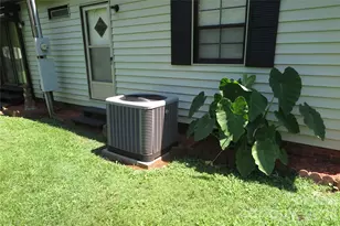 1042 Bexley Ln, Lincolnton, NC 28092 - Photo 36