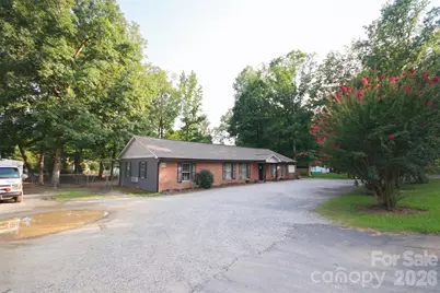 816 Congress Street N, York, SC 29745 - Photo 2