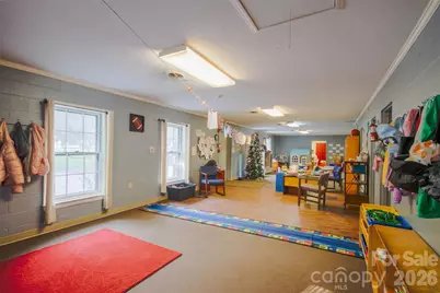 816 Congress Street N, York, SC 29745 - Photo 4