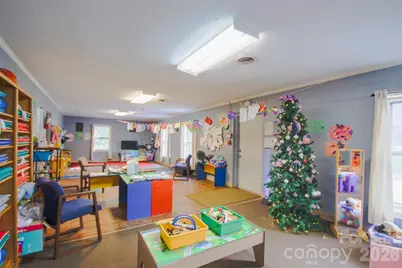 816 Congress Street N, York, SC 29745 - Photo 6