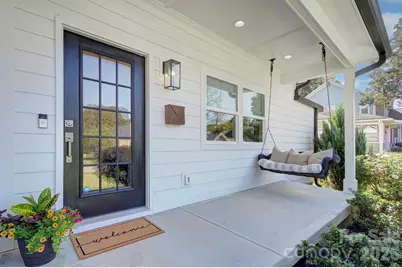 526 Seldon Drive, Charlotte, NC 28216 - Photo 2