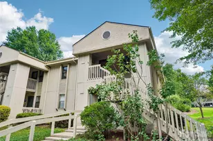 1106 Abbey Cir, Asheville, NC 28805 - Photo 2