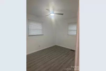 1000 1st Street Drive SE, Conover, NC 28613 - Photo 12