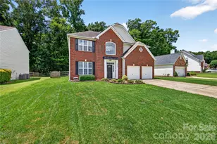 14013 Laurel Trace Dr, Charlotte, NC 28273 - Photo 2